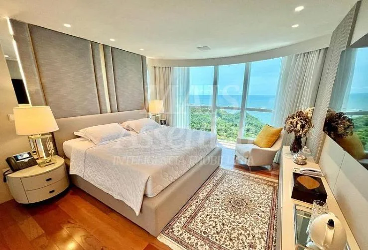 Cobertura de Luxo mobiliada em Balneário Camboriú - Frente mar