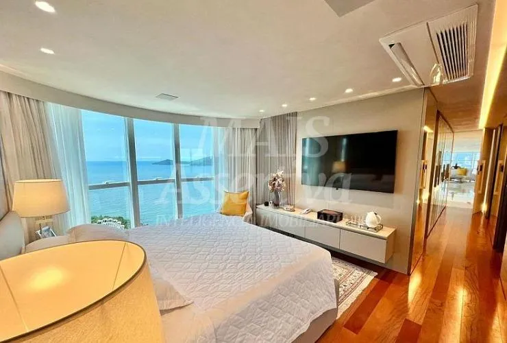 Cobertura de Luxo mobiliada em Balneário Camboriú - Frente mar