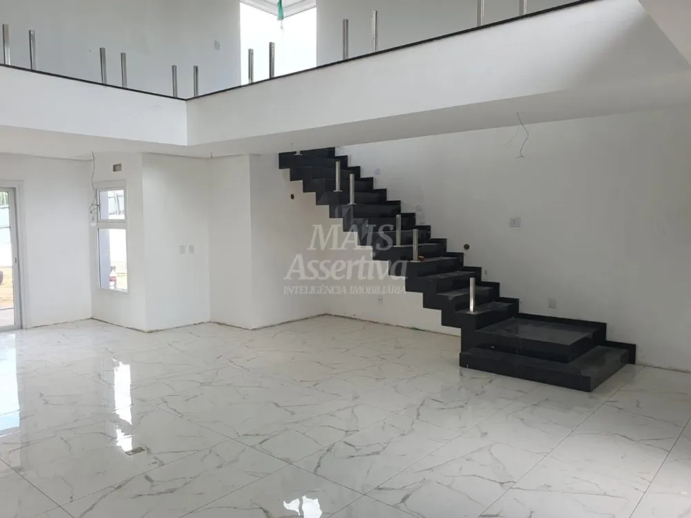 Excelente sobrado de alto padrão em Alphaville, Residencial Lombardia - POA