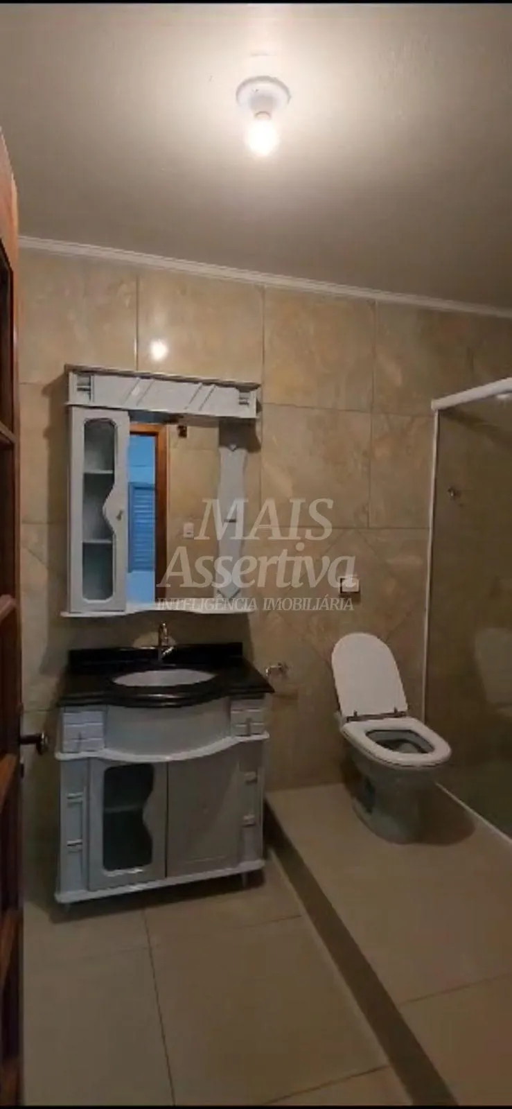 Ótimo sobrado para locação, no bairro Igara em Canoas/RS - 4 dormitórios
