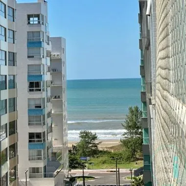 Apartamento com vista para o mar e lagoa em Capão da Canoa Navegantes