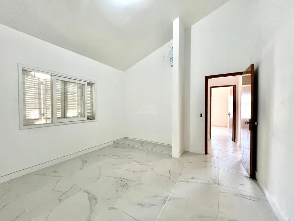 Casa 04 dormitórios para venda em Xangrilá Atlântida
