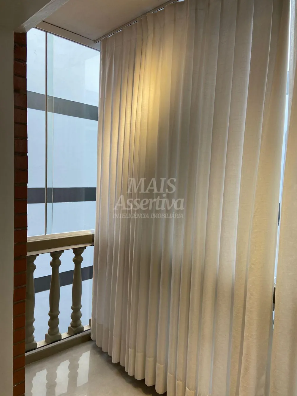  Excelente Apartamento semimobiliado em bairro nobre na Cidade de Novo Hamburgo