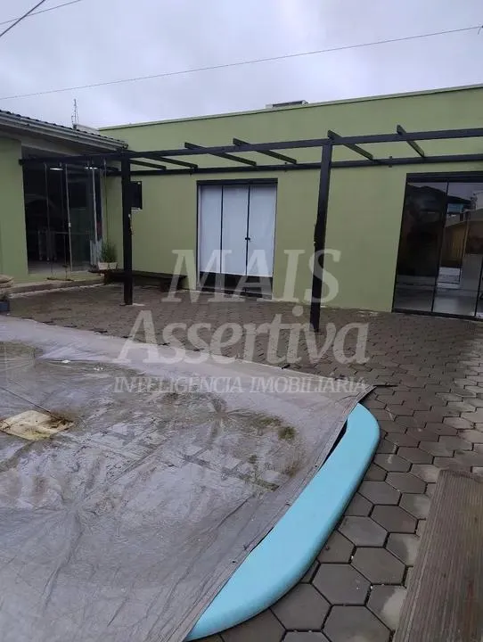 Casa semi mobiliada para venda de 4 dormitórios, Encosta do Sol em Estância Velha