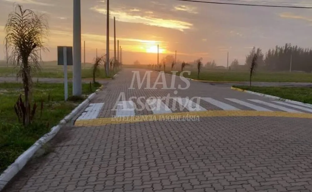 Ótimo terreno em Loteamento à venda no Balneário Bom Jesus em Arroio do Sal - A beira-mar 