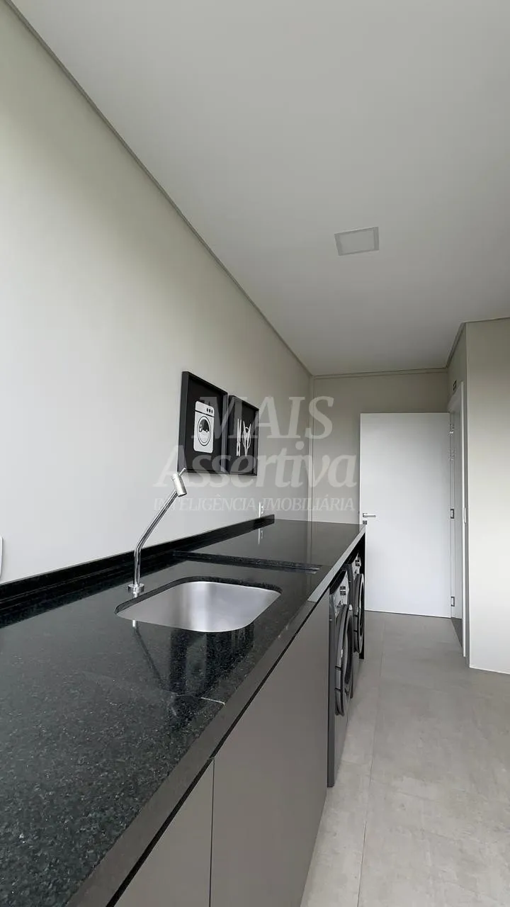 Belíssimo apartamento 02 dormitórios 01 suíte para venda no Centro de Campo Bom