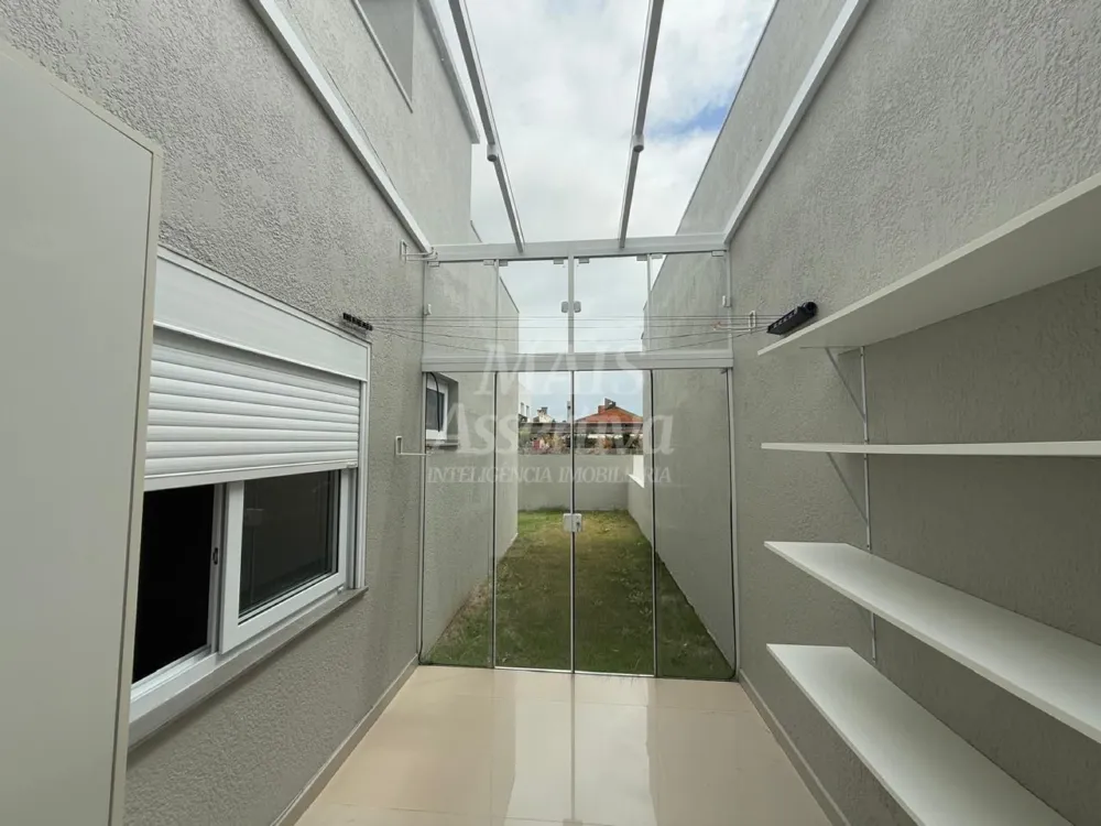 Excelente casa geminada à venda no Balneário Noiva do Mar em Xangri-Lá - Semi Mobiliada