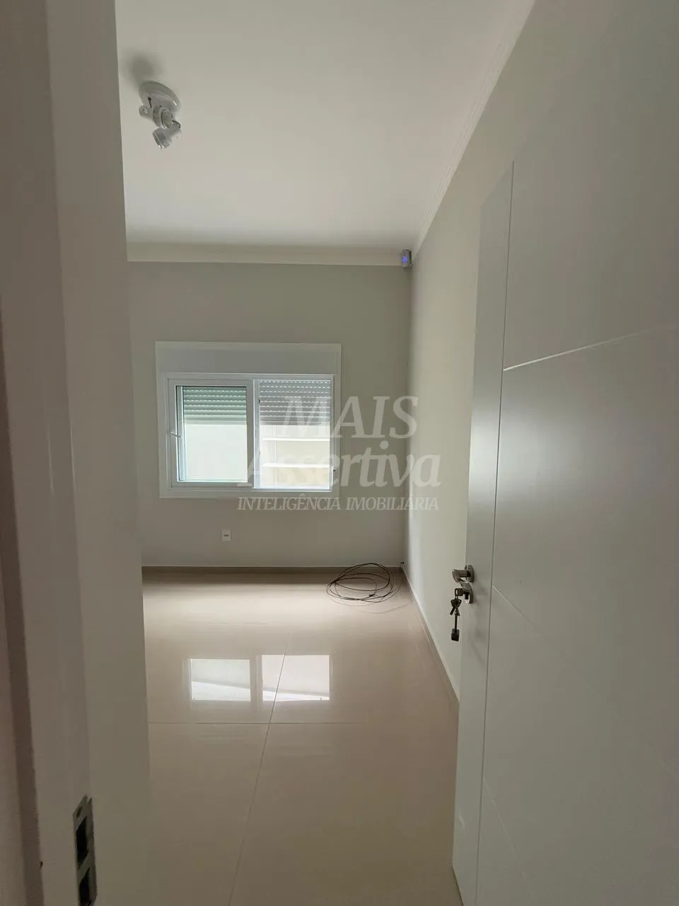 Excelente casa geminada à venda no Balneário Noiva do Mar em Xangri-Lá - Semi Mobiliada