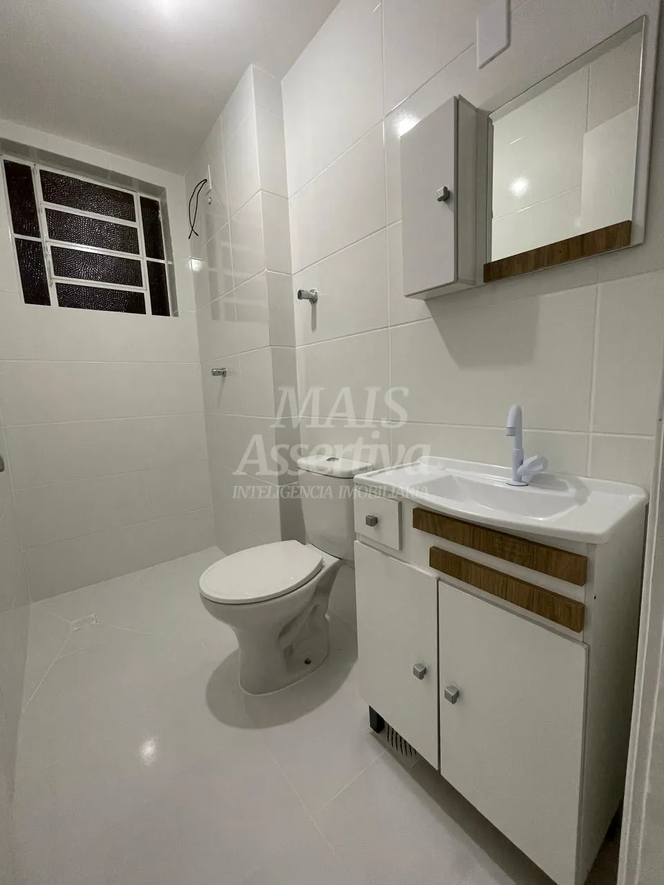 Excelente Apartamento térreo à venda no bairro São Miguel em São Leopoldo - 2 Dormitórios
