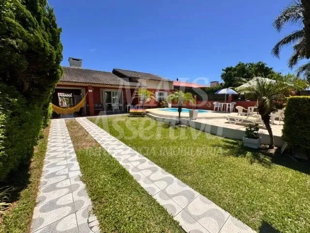 Excelente casa mobiliada 03 dormitórios para venda Centro de Imbé