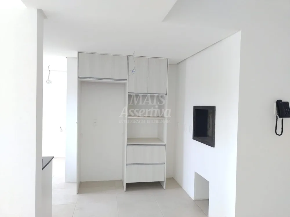 Excelente apartamento à venda no Centro de Campo Bom - 2 dormitórios, 1 suíte