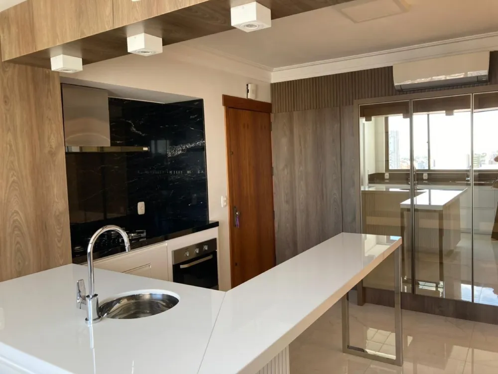 Cobertura duplex com 435 m² para venda no Centro de Novo Hamburgo
