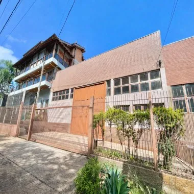 Prédio comercial de 400m² para locação na Rua Guia Lopes 