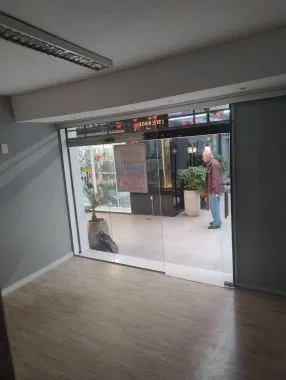 Sala comercial para Locação Anual no bairro Centro em Novo Hamburgo