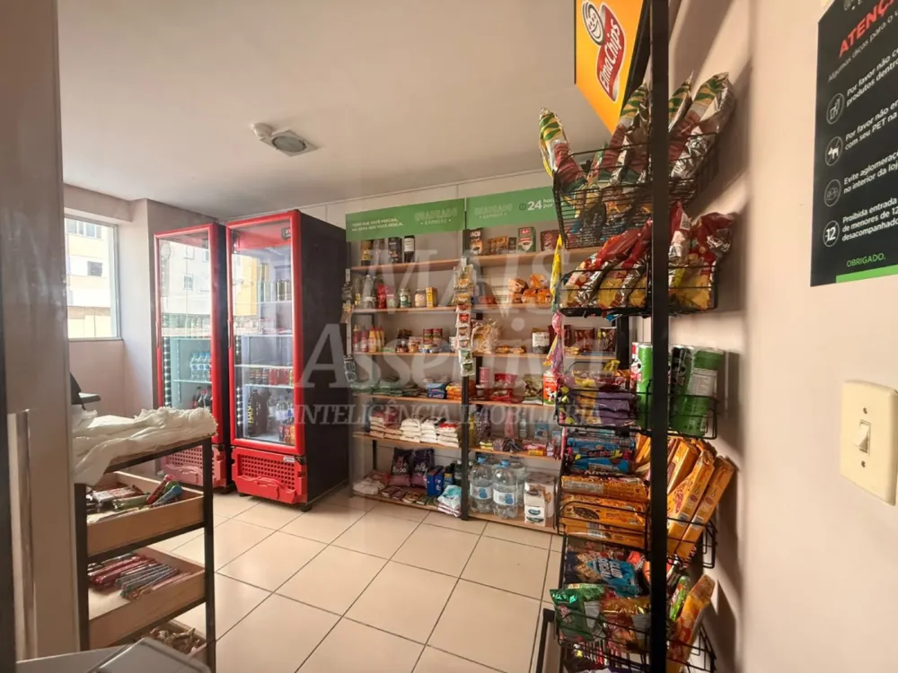 Apartamento semi mobiliado para venda no Edifício Downtown, Centro de Novo Hamburgo/RS. 