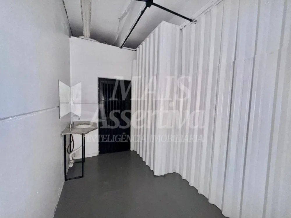 Ótima sala comercial para locação no bairro Operário em Novo Hamburgo - Com mezanino