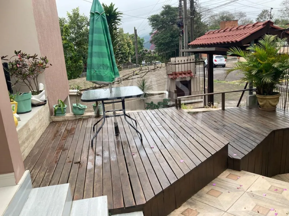 Casa ampla de 2 pavimentos para venda bairro Rincão Novo Hamburgo