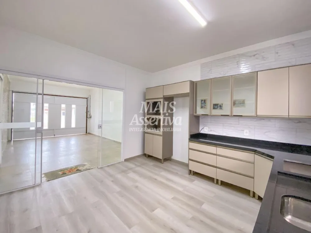 Casa para Venda em Torres / RS no bairro Zona Nova