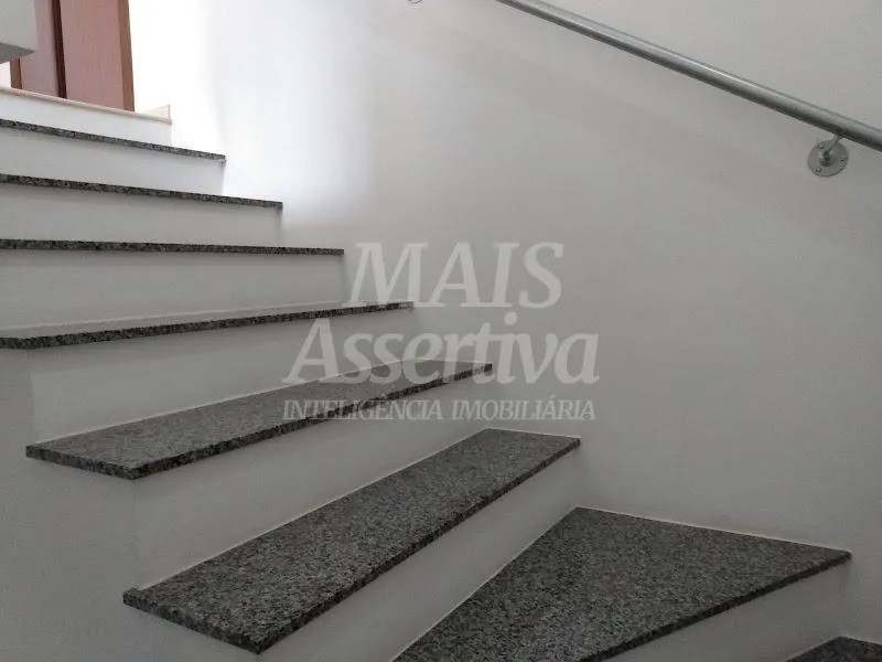 LINDO SOBRADO PARA VENDA EM ESTÂNCIA VELHA BAIRRO LAGO AZUL