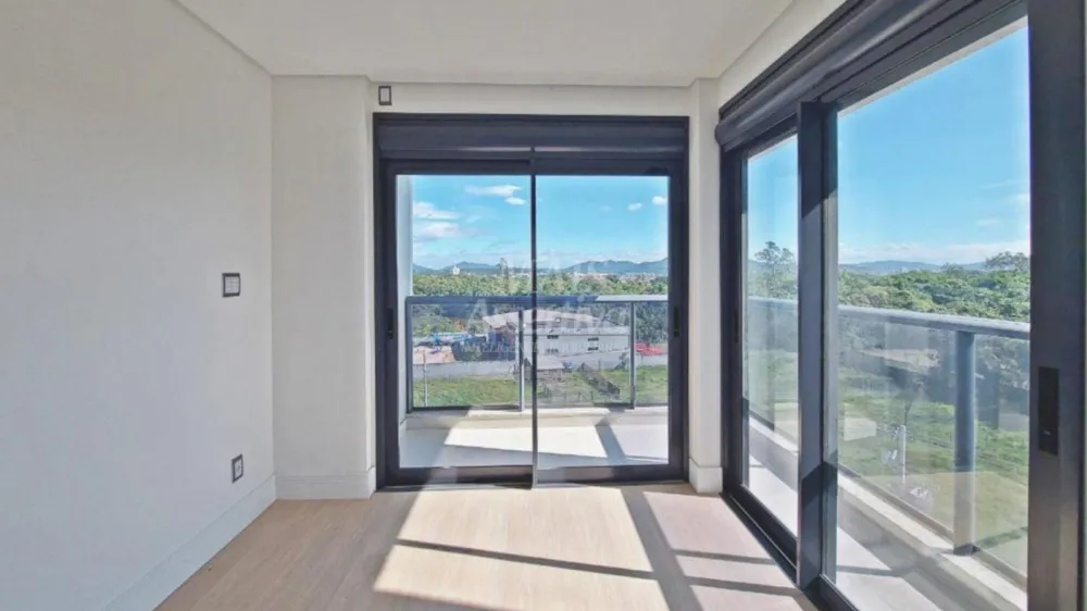 EXCELENTE APARTAMENTO EM ITAJAI  BAIRRO RESSACADA