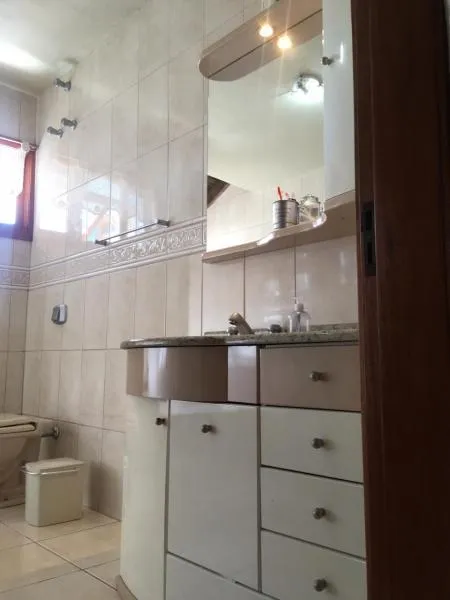 Casa para Venda em Novo Hamburgo / RS no bairro Operário
