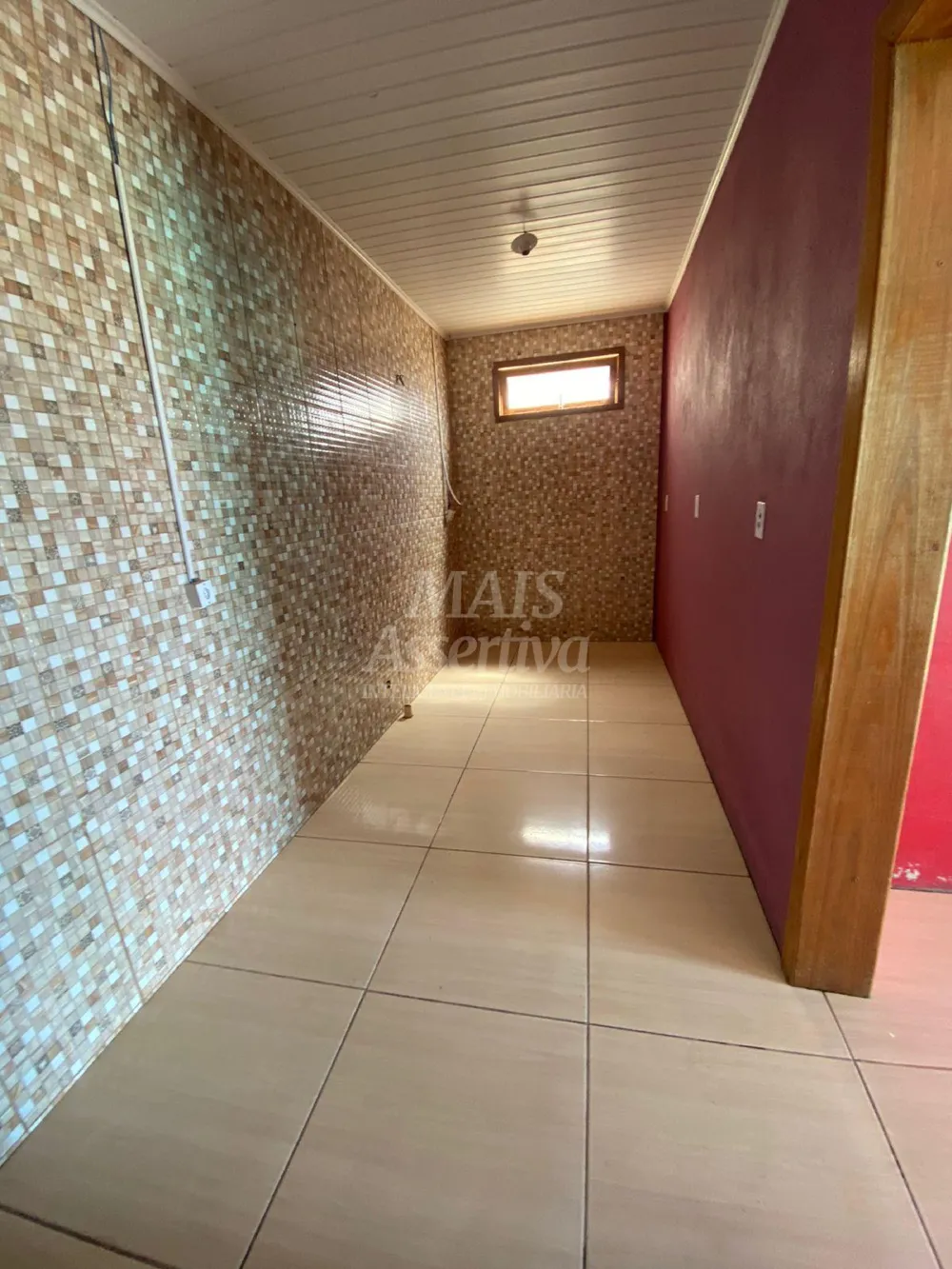 Ótima casa a venda em São Leopoldo/RS - 2 vagas de garagem