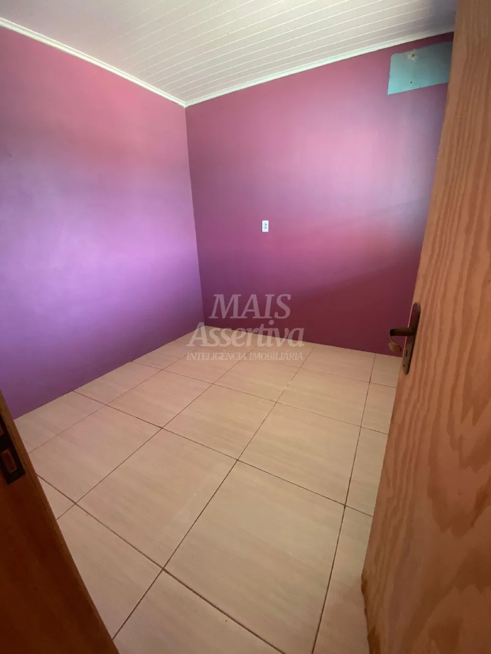 Ótima casa a venda em São Leopoldo/RS - 2 vagas de garagem