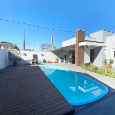 Casa semi mobiliada para venda no Centro de Sapiranga - 114,00m² 
