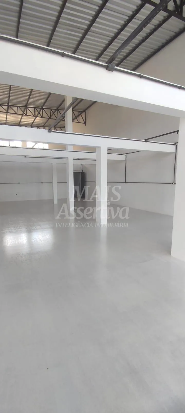Excelente sala ccomercial para locação no bairro Boa Saúde em Novo Hamburgo 