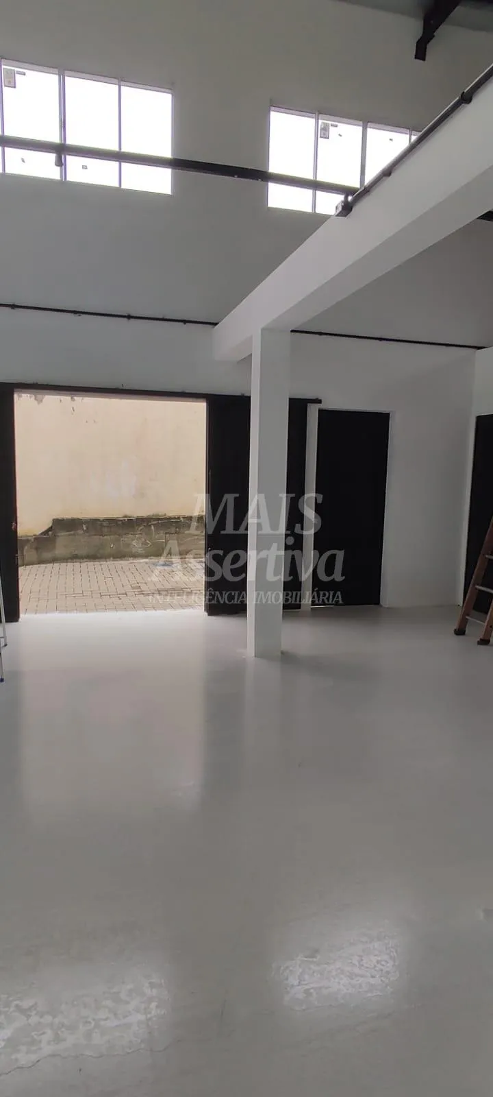 Excelente sala ccomercial para locação no bairro Boa Saúde em Novo Hamburgo 