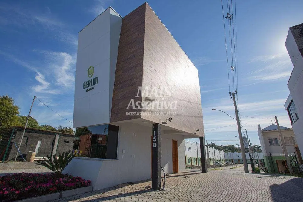Sobrado para Venda em Portão / RS no bairro Estação Portão
