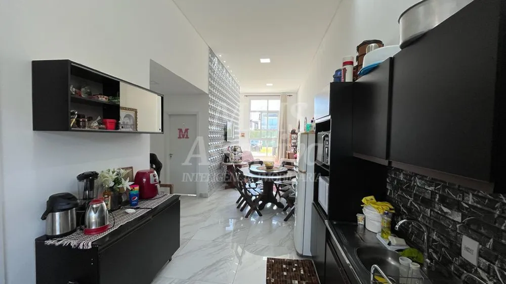 Casa semimobiliada para venda em Xangri-lá Noiva do Mar.