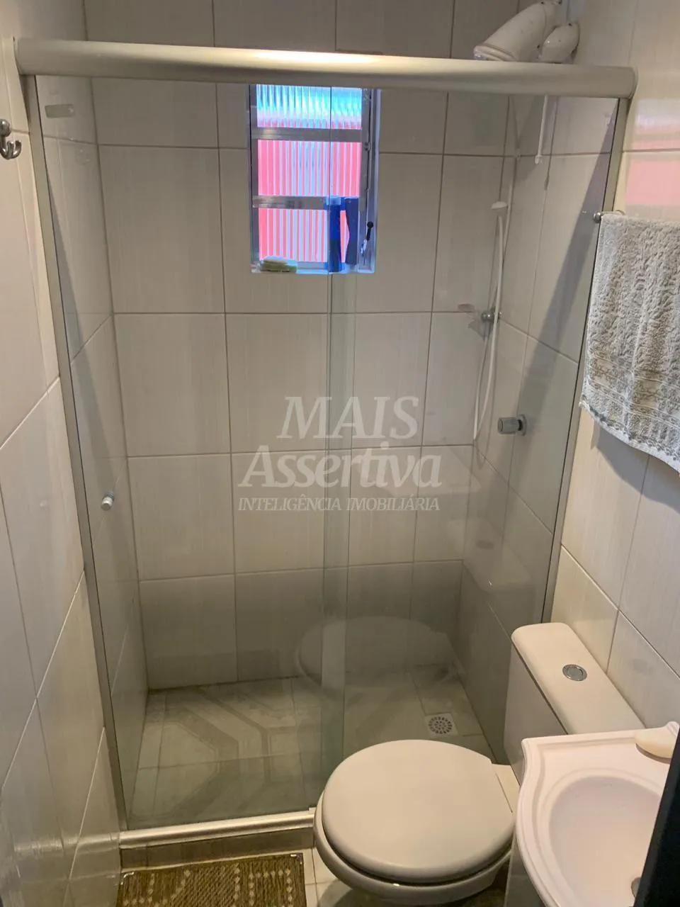 Casa a venda no bairro Jardim Algarve em Alvorada/RS - 2 dormitórios