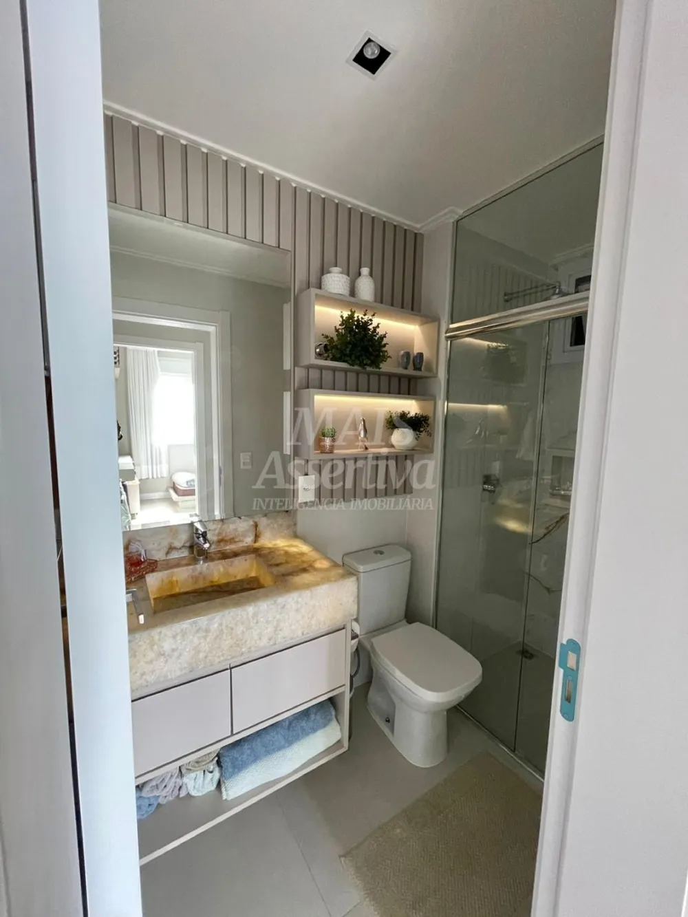 Apartamento Centro de Torres 02 dormitórios 