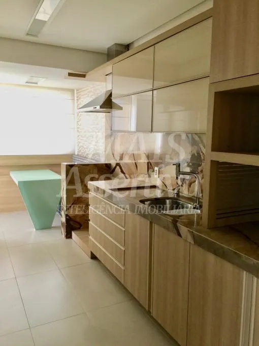 Apartamento Para Venda Mobiliado e Decorado com 03 dormitórios em Novo Hamburgo - Centro