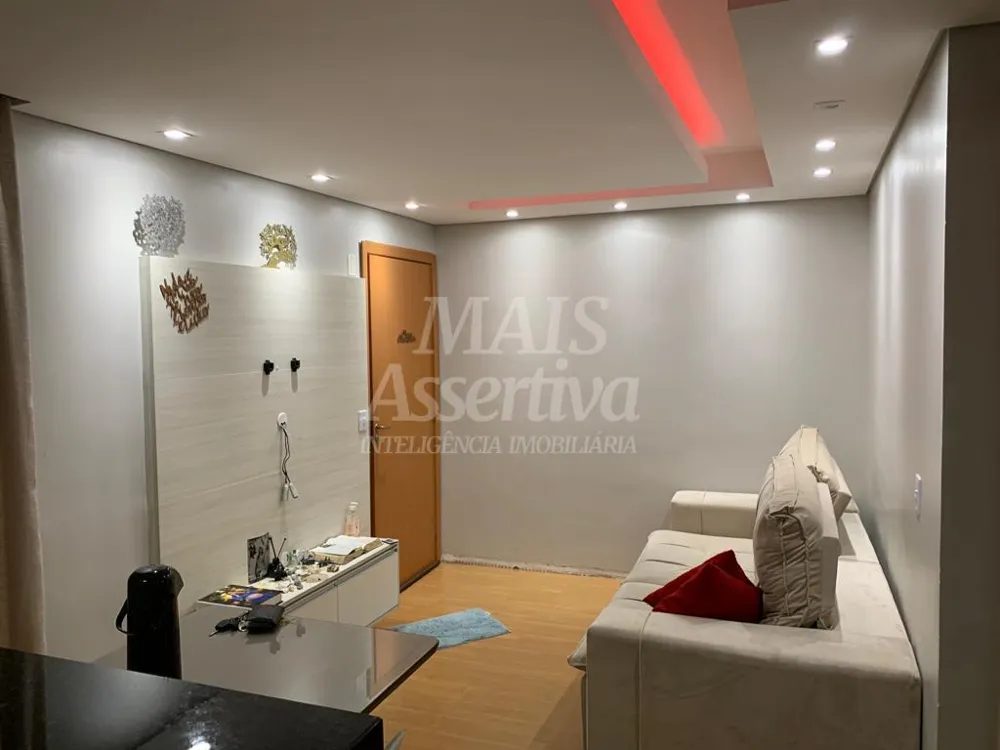 Excelente apartamento a venda com 02 dormitórios e vaga em Novo Hamburgo 