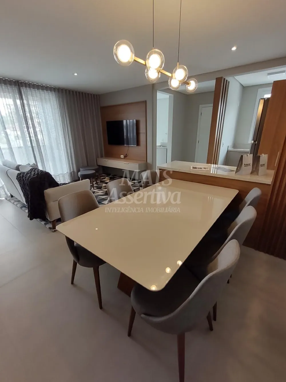 Excelente apartamento a venda 03 dormitórios em Caxias do Sul