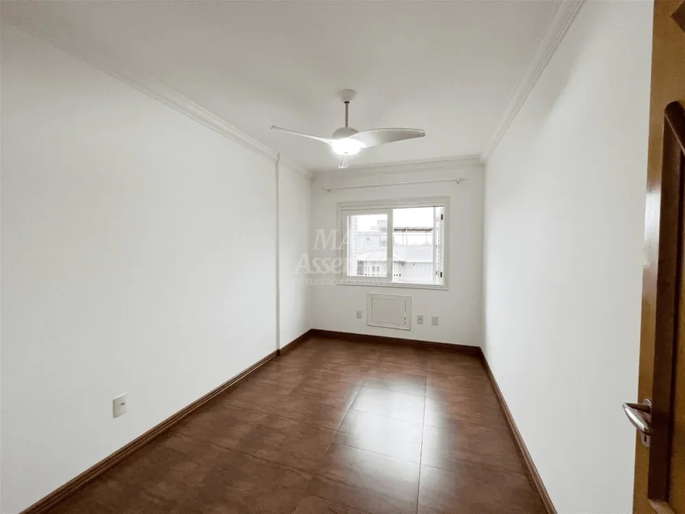Amplo Apartamento 03 dormitórios para venda em Canoas
