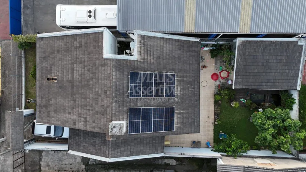 Excelente casa com 03 dormitórios para venda em Novo Hamburgo 
