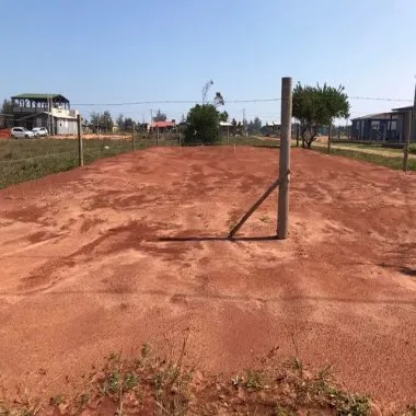 Terreno de esquina para venda, Balneario Tiveiera em Torres - 300,00m²