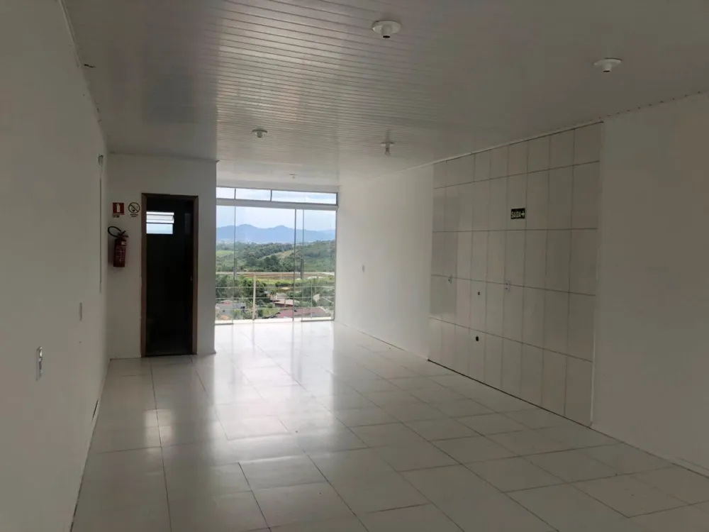 Sala Comercial para Locação em Novo Hamburgo / RS no bairro Lomba Grande