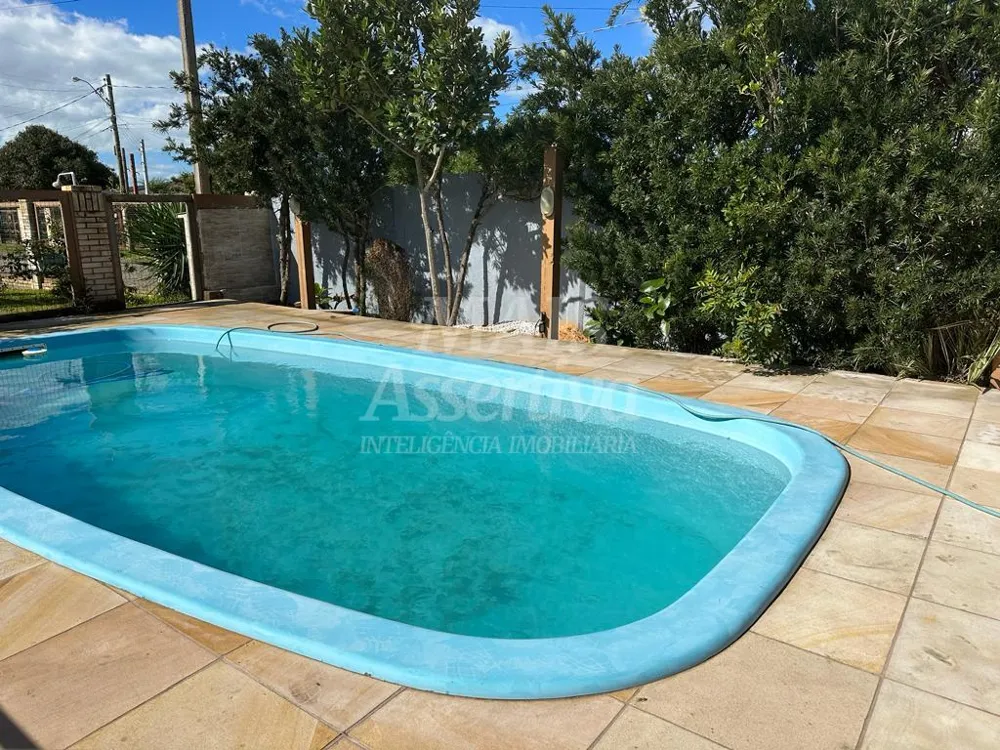 Ótima casa a venda localizada no Balneário Tramandaí Sul - Nova Tramandaí/RS. 