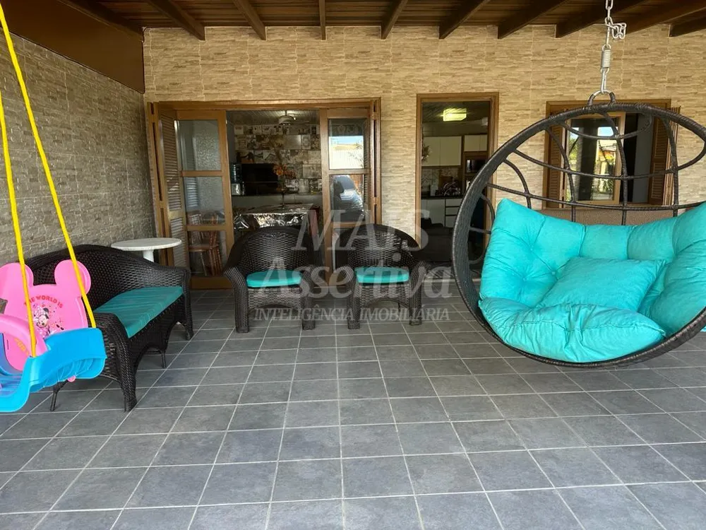 Ótima casa a venda localizada no Balneário Tramandaí Sul - Nova Tramandaí/RS. 