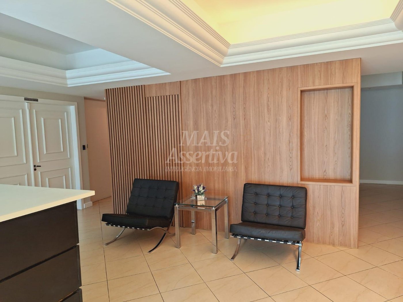 Ótimo apartamento semi-mobiliado a venda em Cristo Redentor-Porto Alegre/RS 