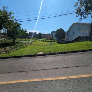 Ótimo terreno à venda no bairro Jardim Maristela em Criciúma/SC 