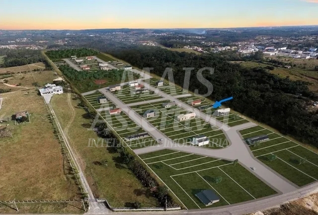 Exclente terreno para venda no Loteamenro Dona Irene, Criciuma/SC. 