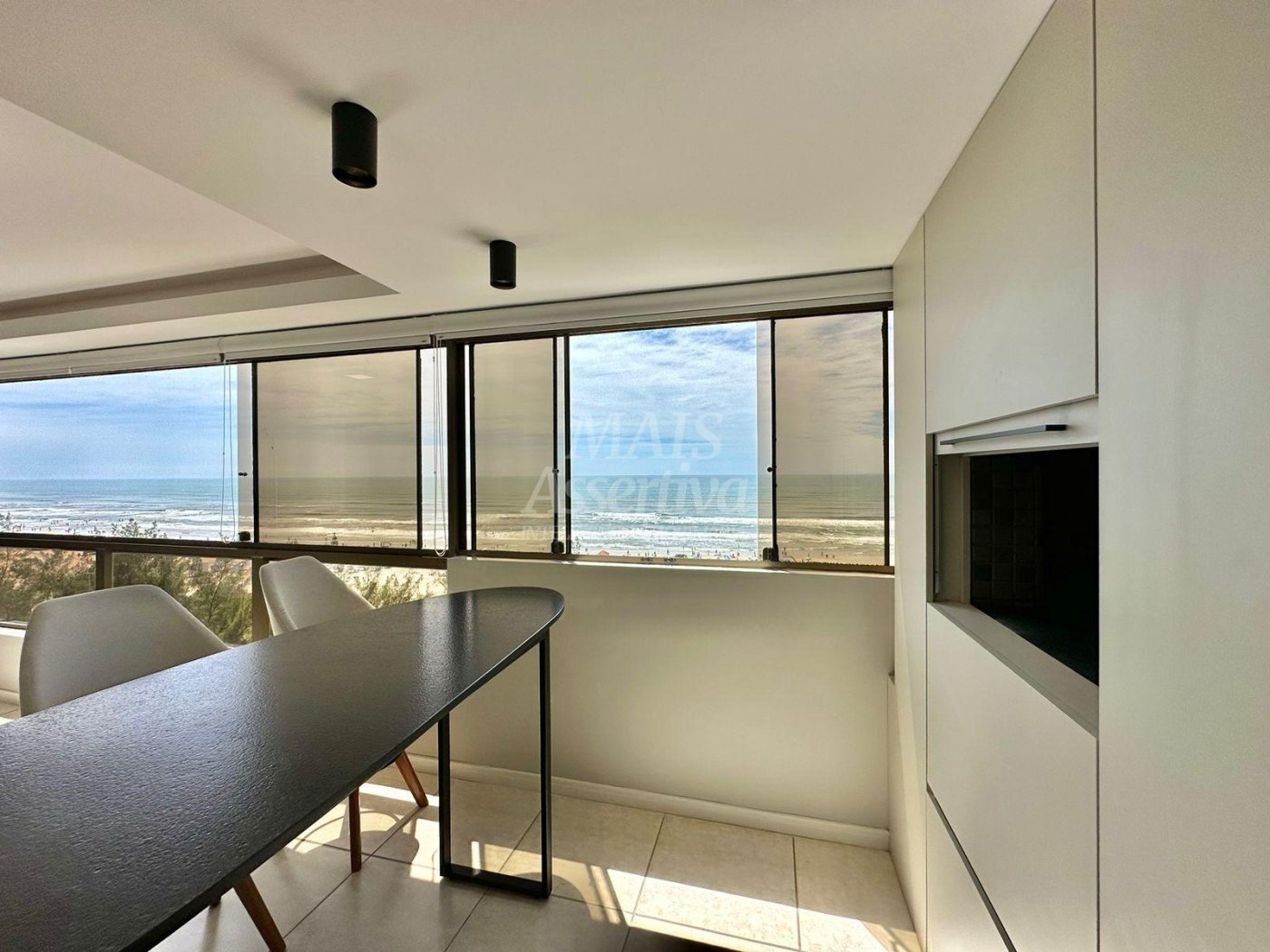 Excelente apartamento de luxo mobiliado em Capão da Canoa/RS