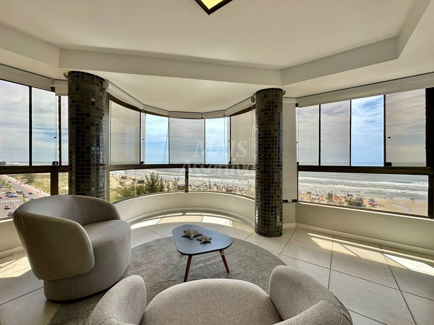 Excelente apartamento de luxo mobiliado em Capão da Canoa/RS