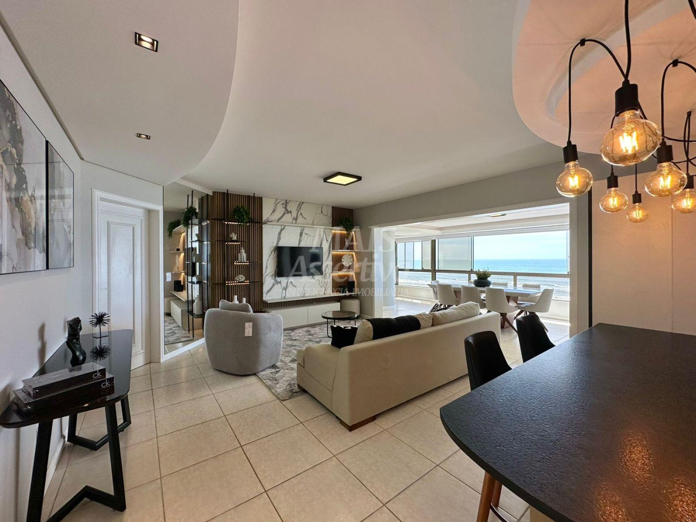 Excelente apartamento de luxo mobiliado em Capão da Canoa/RS