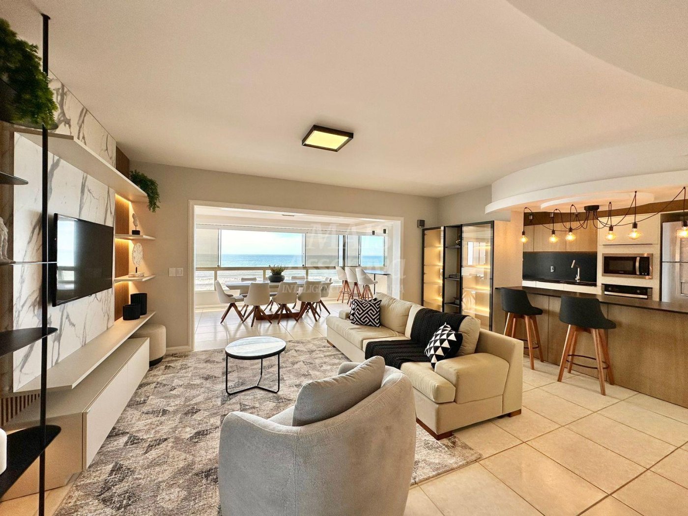 Excelente apartamento de luxo mobiliado em Capão da Canoa/RS